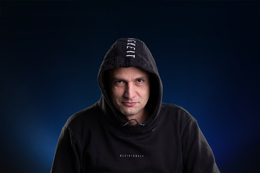 Outtake Portrait of Dr.-Ing. Thomas Lindemann